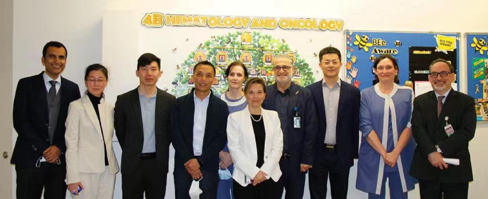 南宫NG28基因团队及华大海外团队到访卡塔尔西德拉医学.png